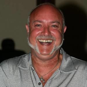 Meet your Posher, Carl